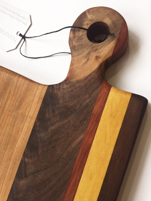 Honorable Oak Med Cherry Handle Cutting Board Hot on Sale